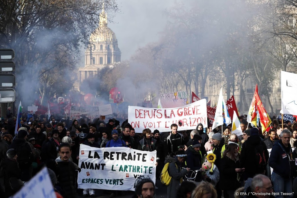 Fransen weer de straat op voor pensioenprotest