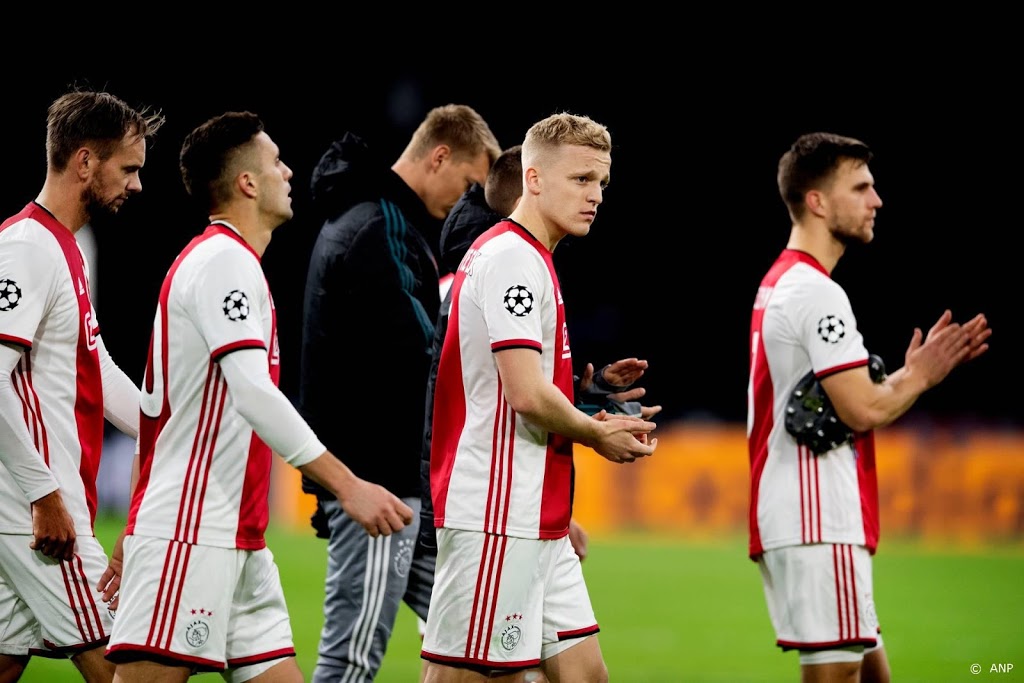 Ajax na nederlaag verder in Europa League