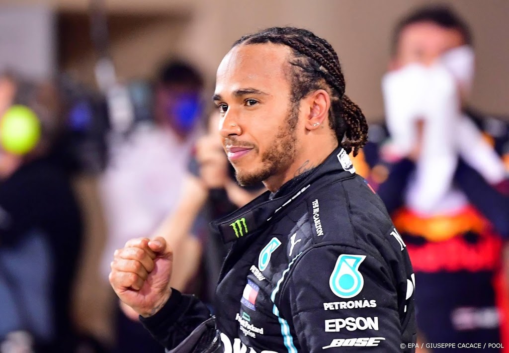 Hamilton test negatief en kan meedoen aan GP van Abu Dhabi
