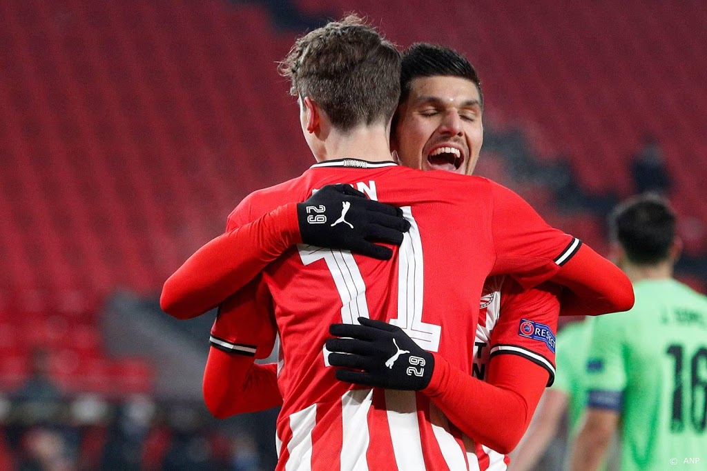 PSV verslaat Omonia Nicosia en is groepswinnaar