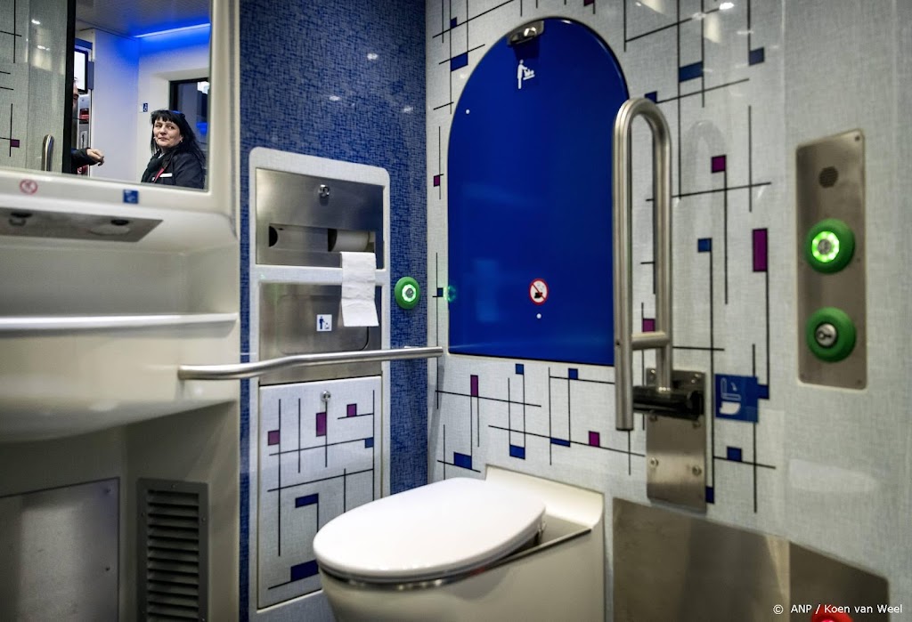Alle sprinters NS voorzien van rolstoeltoegankelijk toilet
