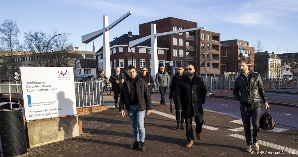 Almelose kruisboogschutter verdacht van moorden en pogingen moord