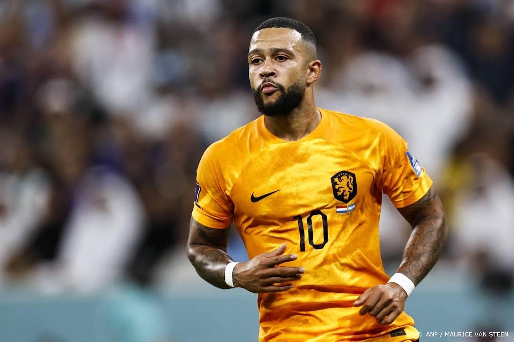 Teleurgestelde Depay is trots op Oranje