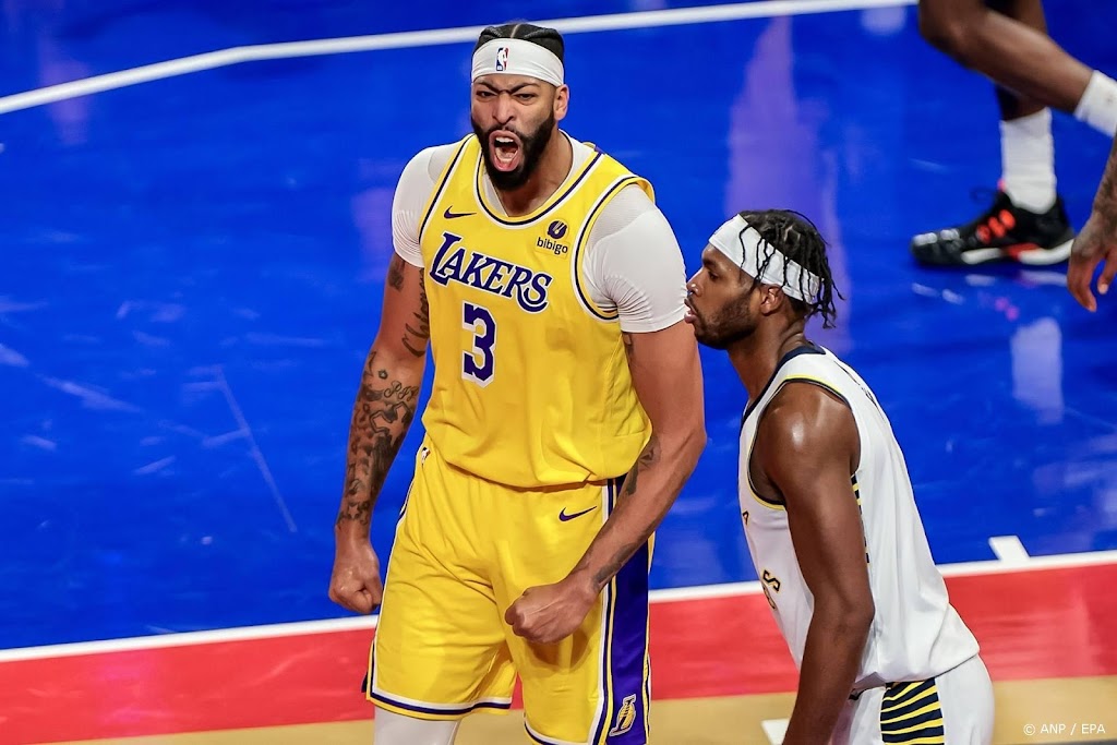 Basketballers Lakers winnen eerste extra toernooi NBA