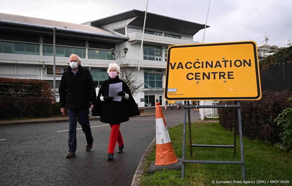 Grote vaccinatiecentra Engeland openen de deuren