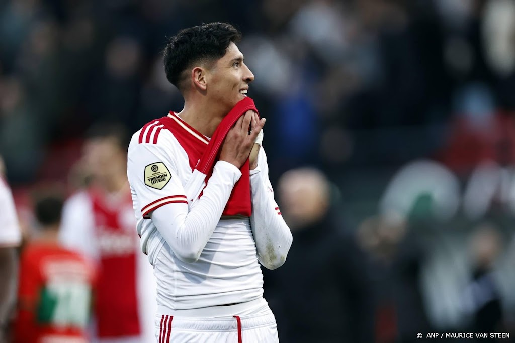 Ajax ziet ook Álvarez en Timber met griep wegvallen
