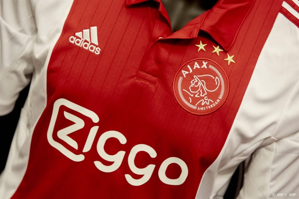 Ajax verlengt contract met Adidas tot 2031