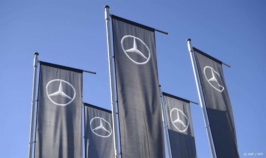 Mercedes-Benz verkocht vorig jaar iets meer auto's