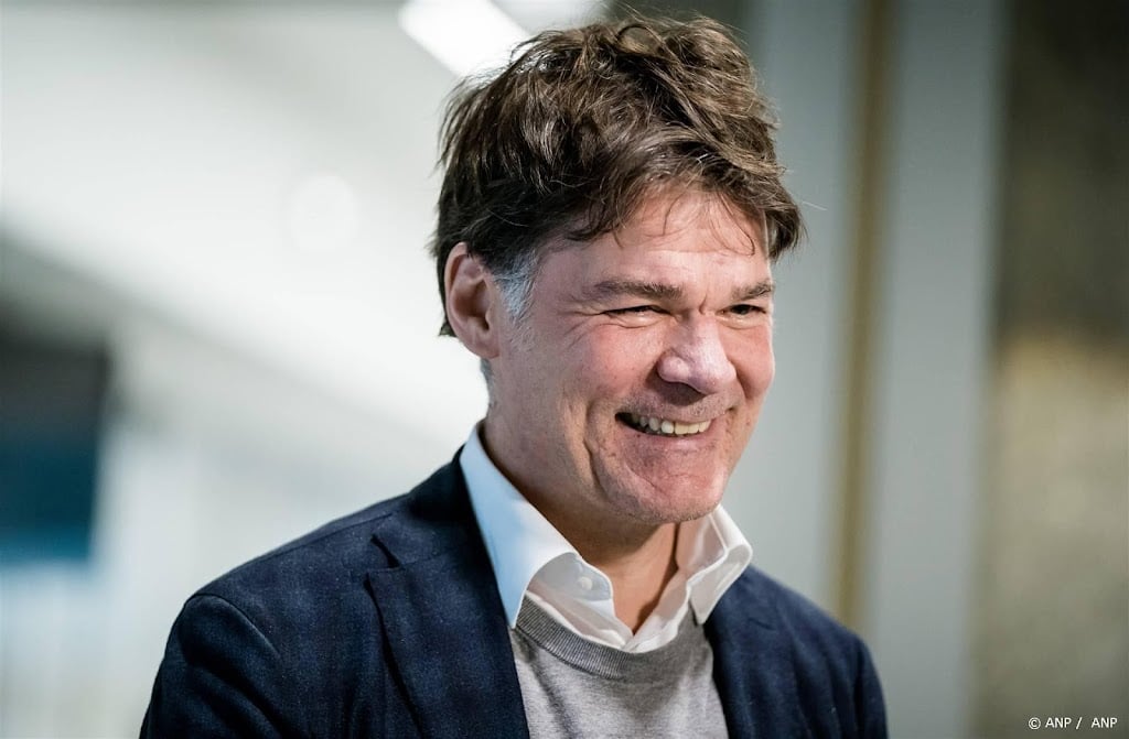 'Voetbalburgemeester' Depla positief over herstart Eredivisie