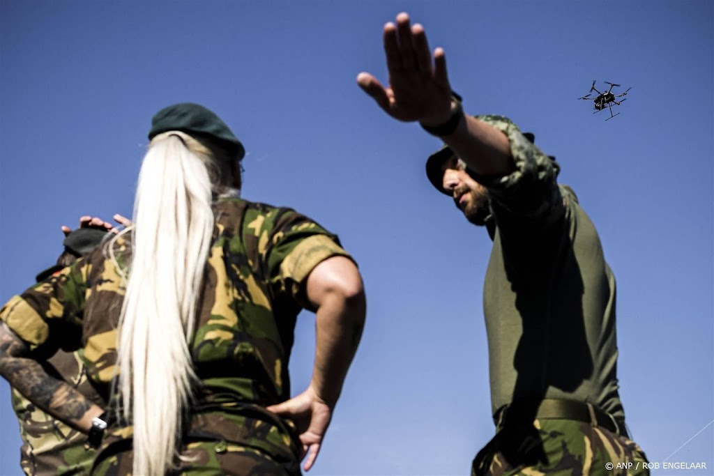 Defensie komt met scherfvesten speciaal voor vrouwen