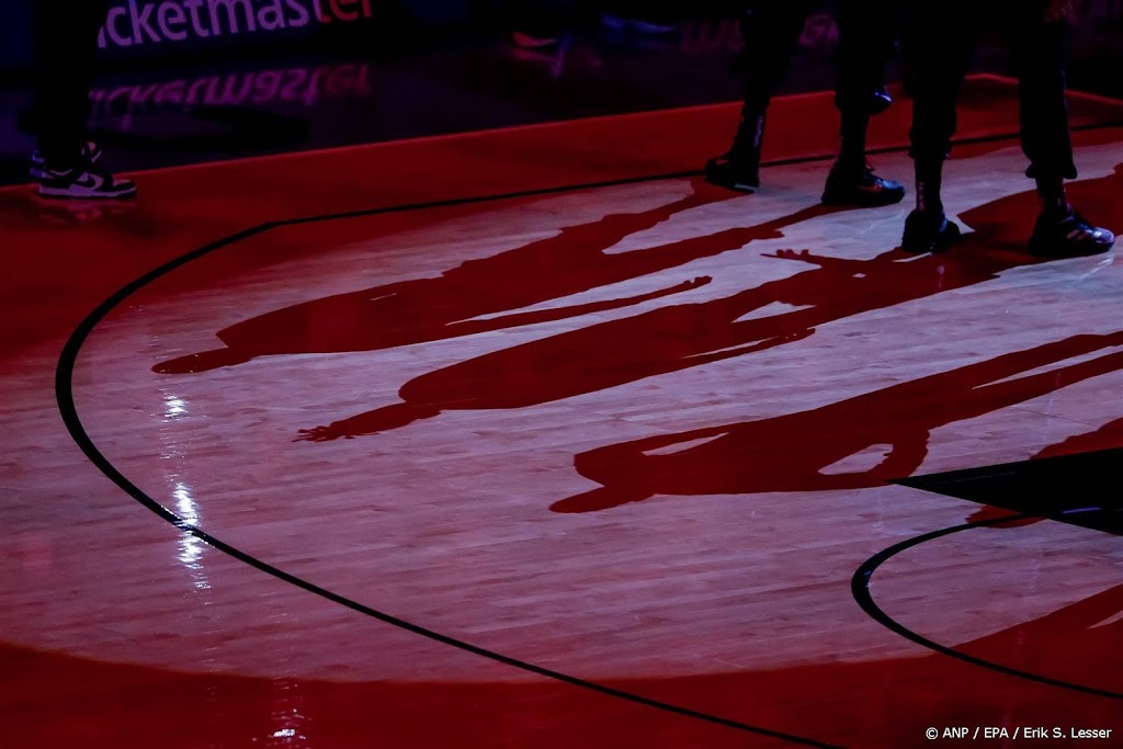Basketballers Lakers en Clippers spelen niet door bosbranden LA