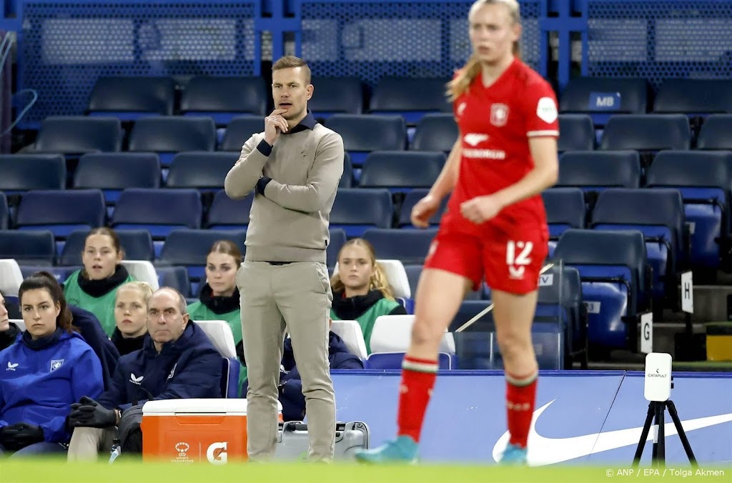 Succescoach Pot vertrekt na seizoen bij voetbalsters FC Twente