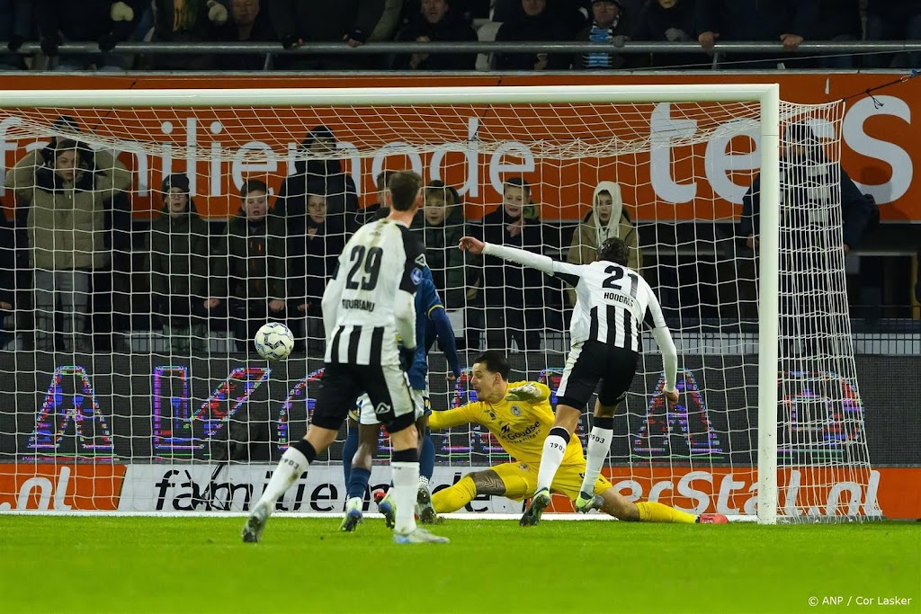 Sparta laat Heracles in blessuretijd op gelijke hoogte komen 