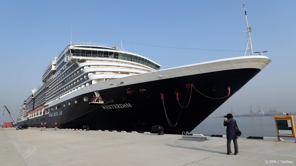 Rederij zoekt oplossing voor geweigerd cruiseschip Westerdam