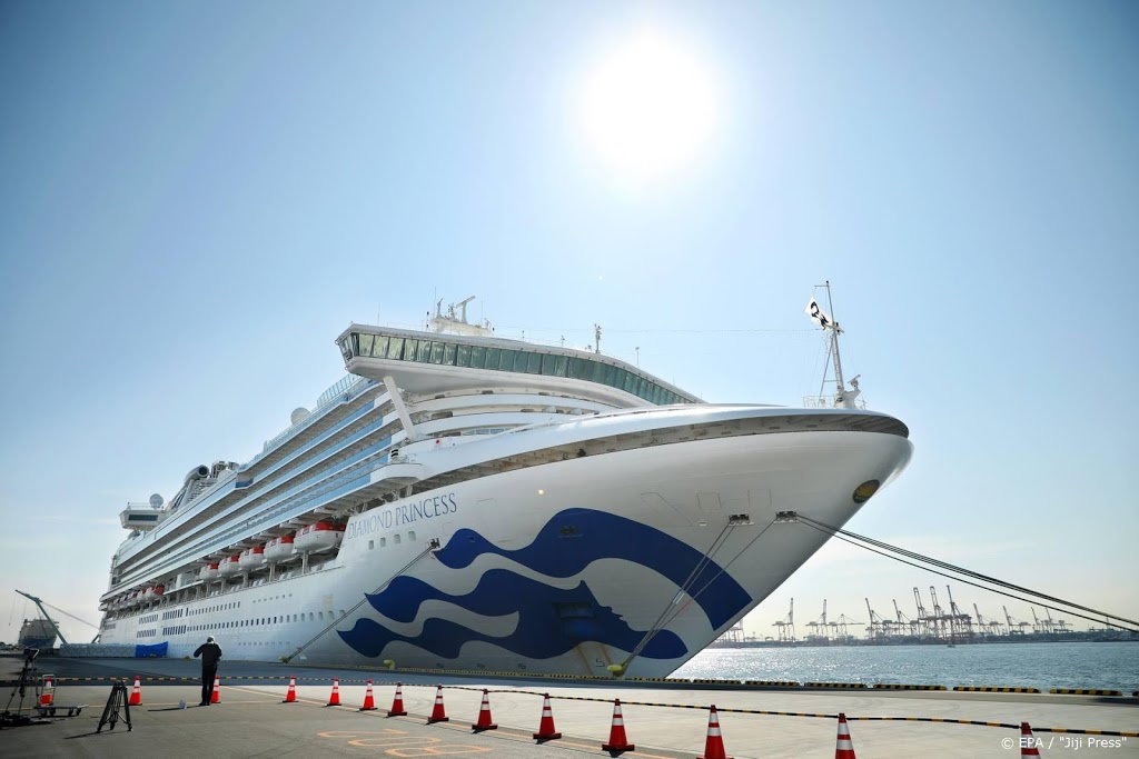 Bemanningsleden 'corona-cruiseschip' vrezen voor hun veiligheid