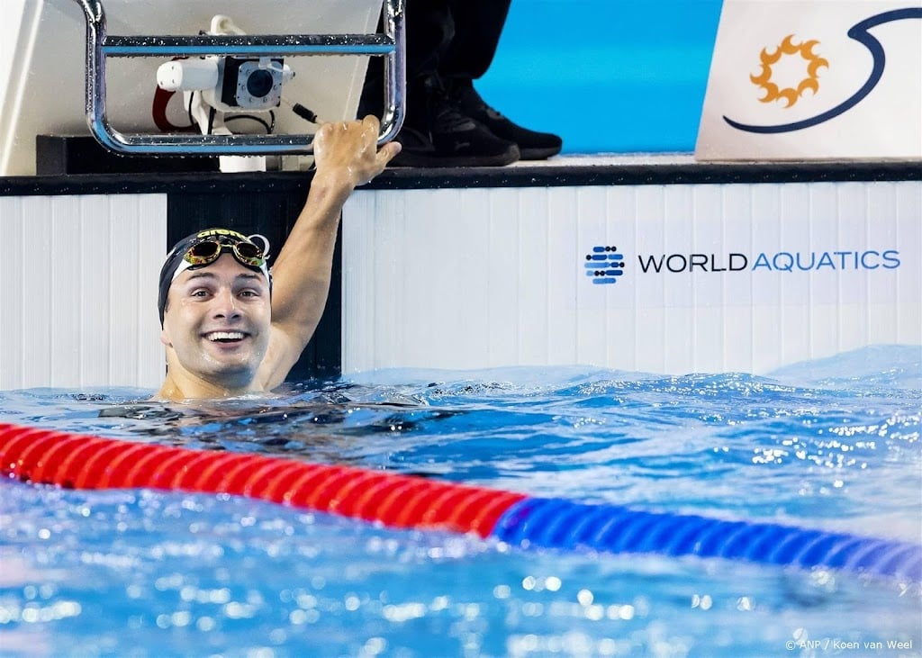 Kamminga en Corbeau door naar sterk bezette WK-finale 100 school