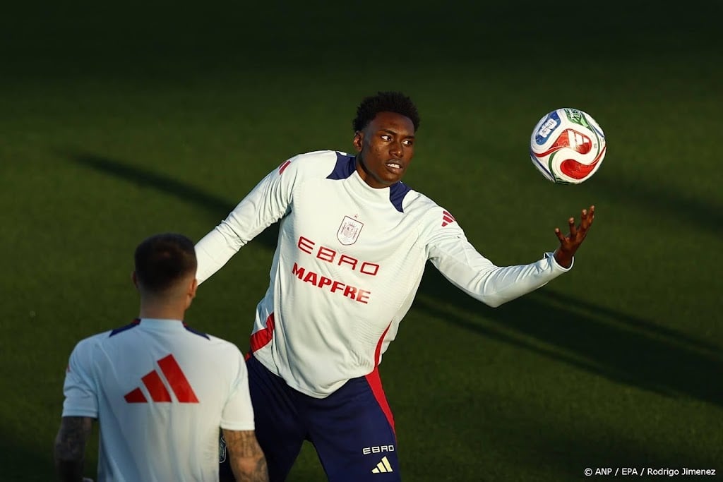 Spaanse spits Aghehowa lijkt door blessure WK voetbal te missen