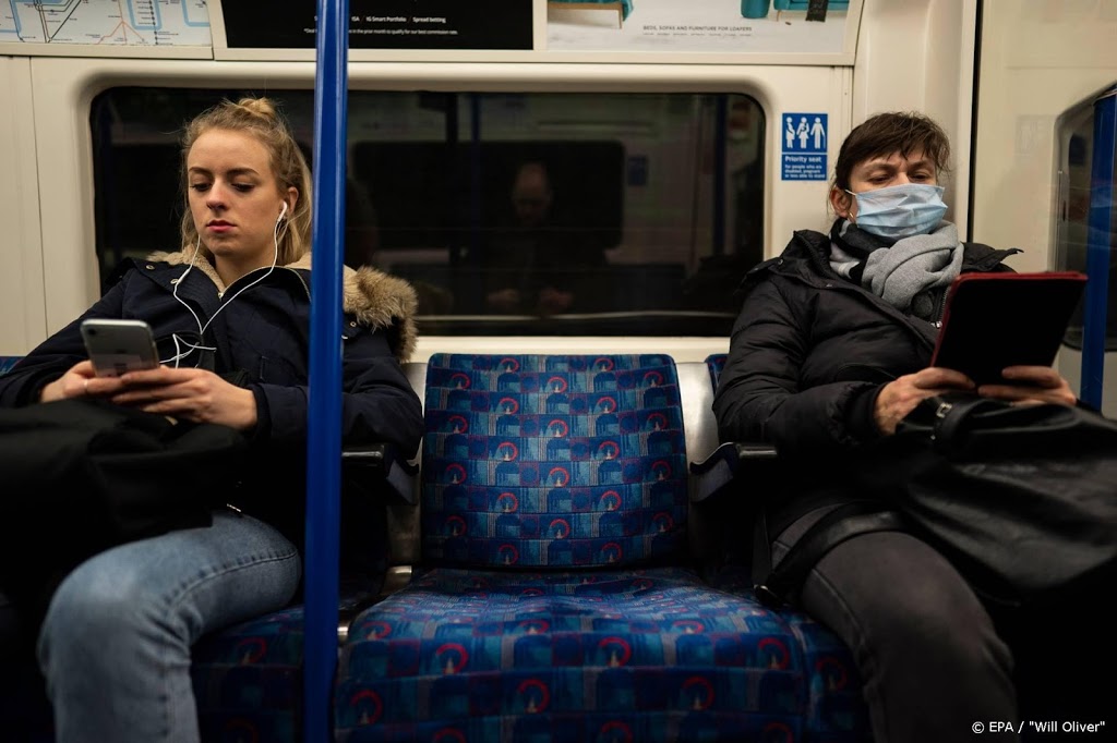 Britse staatssecretaris Dorries besmet met coronavirus
