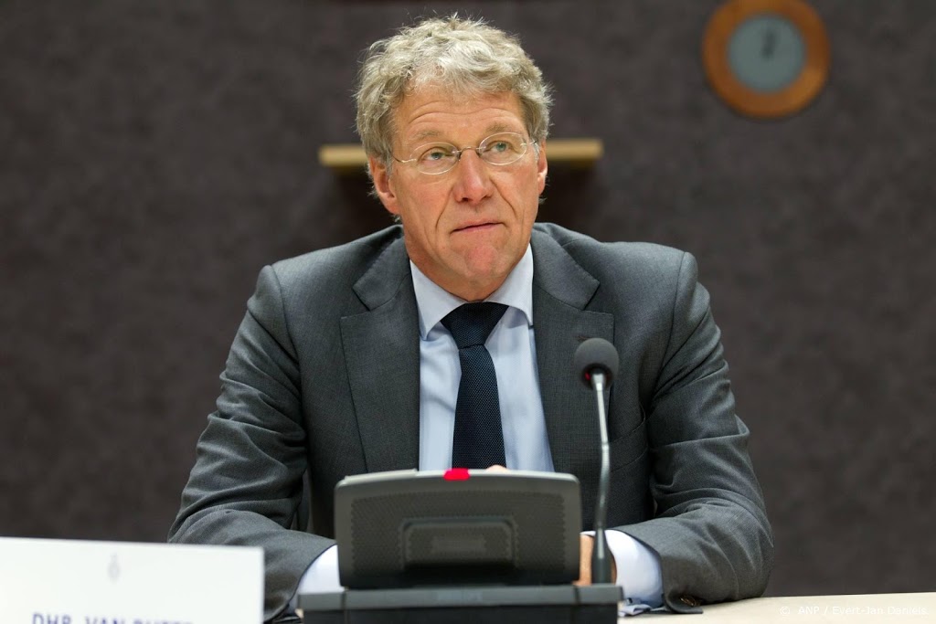 Ook president-commissaris de Volksbank vertrekt 