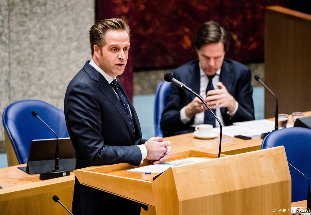 De Jonge: Nederland blijft prikken met vaccin AstraZeneca