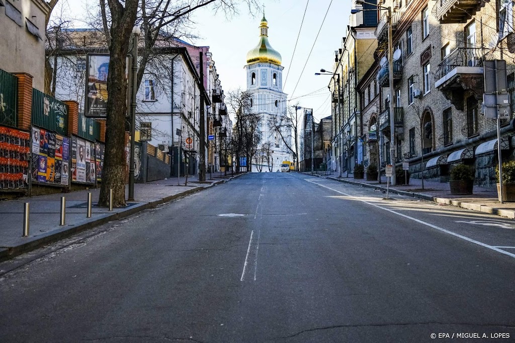 Russisch konvooi verspreidt zich rond Kiev en neemt posities in