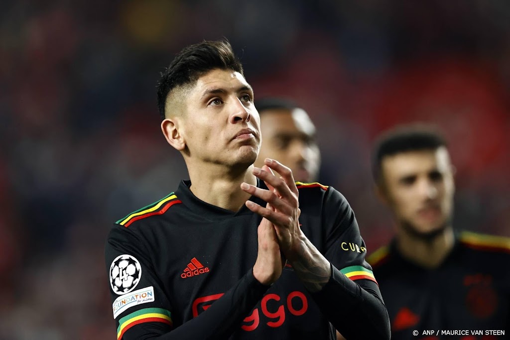 Ajax mist zieke Álvarez tegen Cambuur 