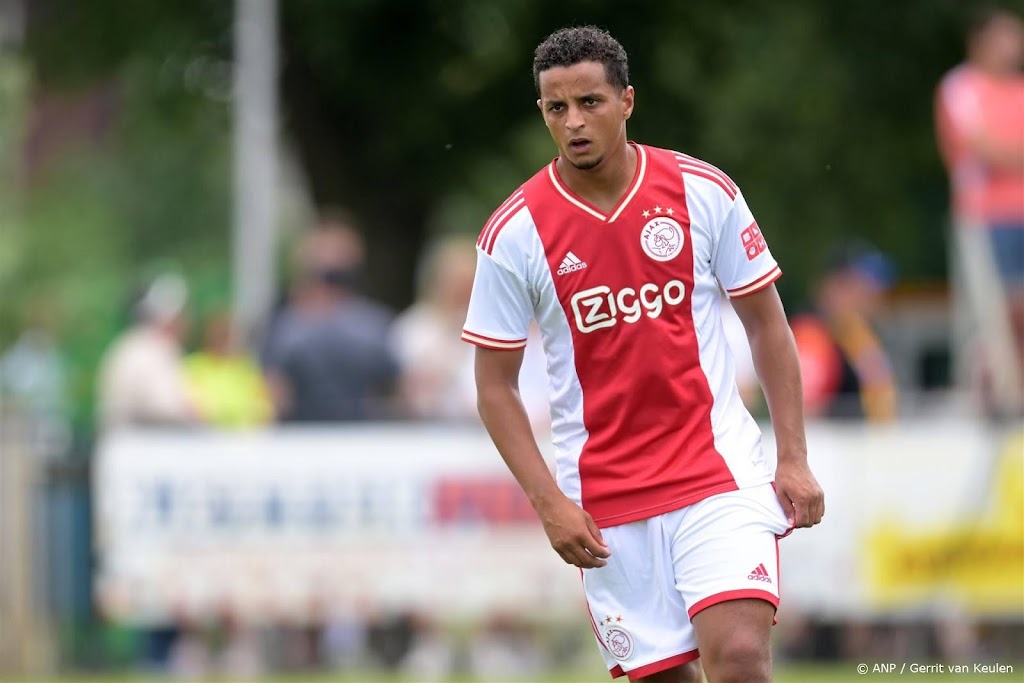 Tsjechische media: Slavia Praag gaat contract Ihattaren ontbinden 
