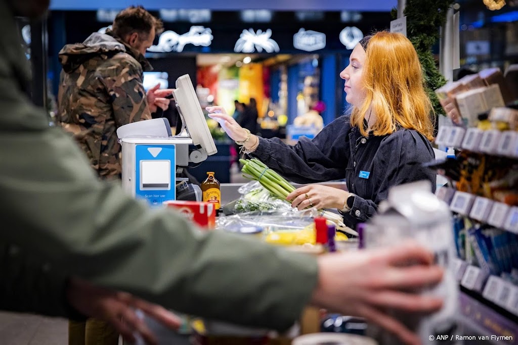 Prijzen voeding en recreatie stuwen inflatie in februari