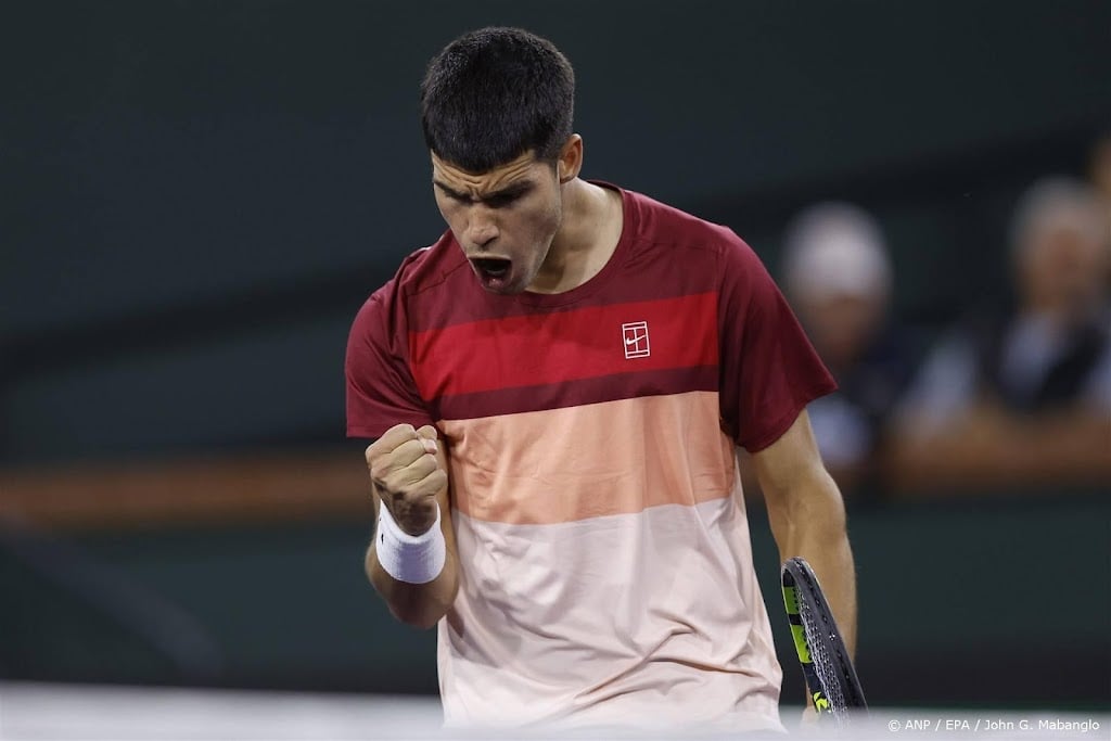 Alcaraz vlotjes naar achtste finales tennistoernooi Indian Wells