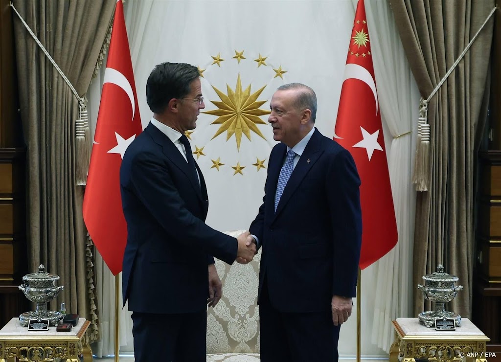 NAVO-chef Rutte maant EU om nauwer samen te werken met Turkije