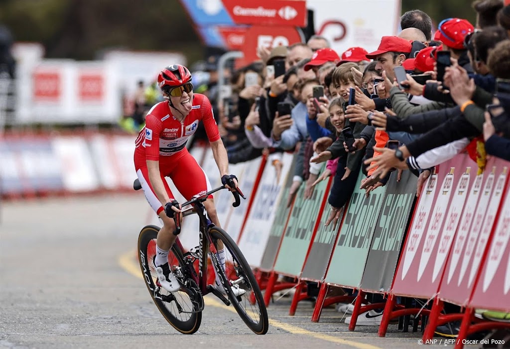 Vuelta voor wielrensters begint met ploegentijdrit in Barcelona