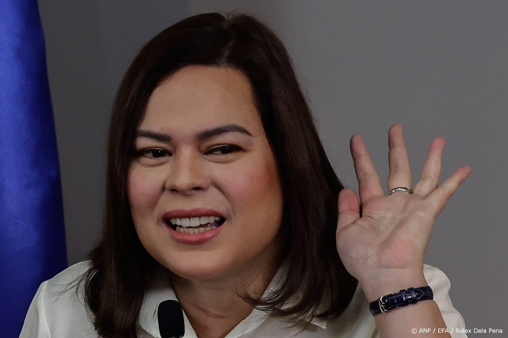 Vicepresident Sara Duterte reist vader achterna naar Den Haag
