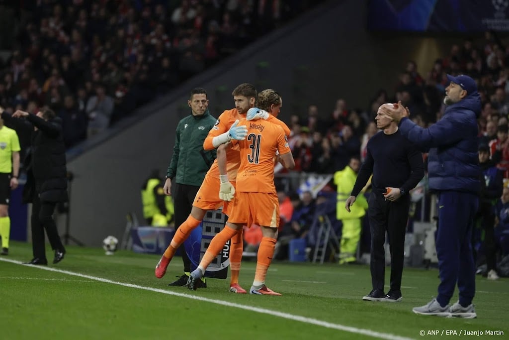 Tottenham-coach Tudor achtte vroege keeperswissel noodzakelijk