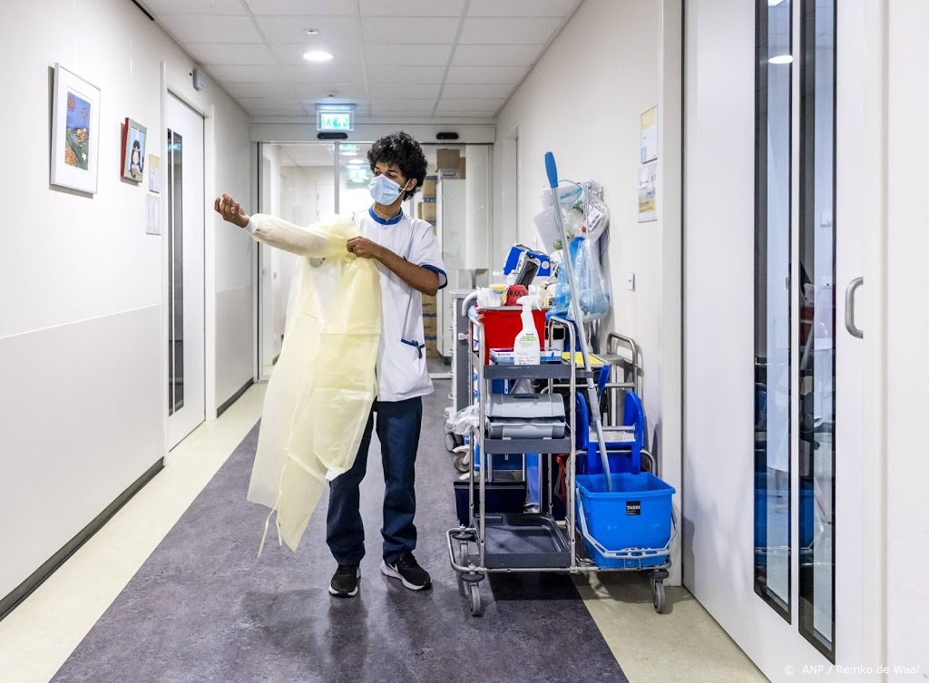 Aantal coronapatiënten in ziekenhuizen stijgt weer