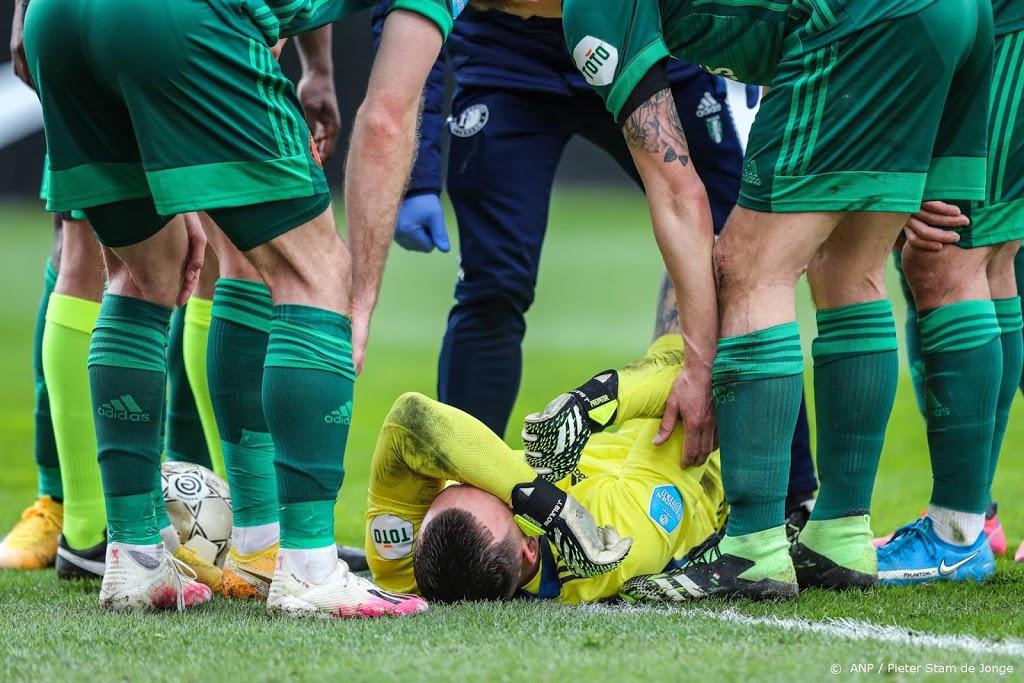 Blessure Feyenoord-doelman Bijlow valt mee