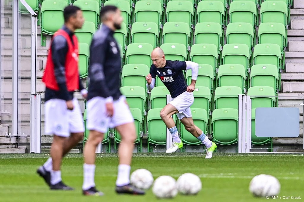 Robben valt in bij FC Groningen