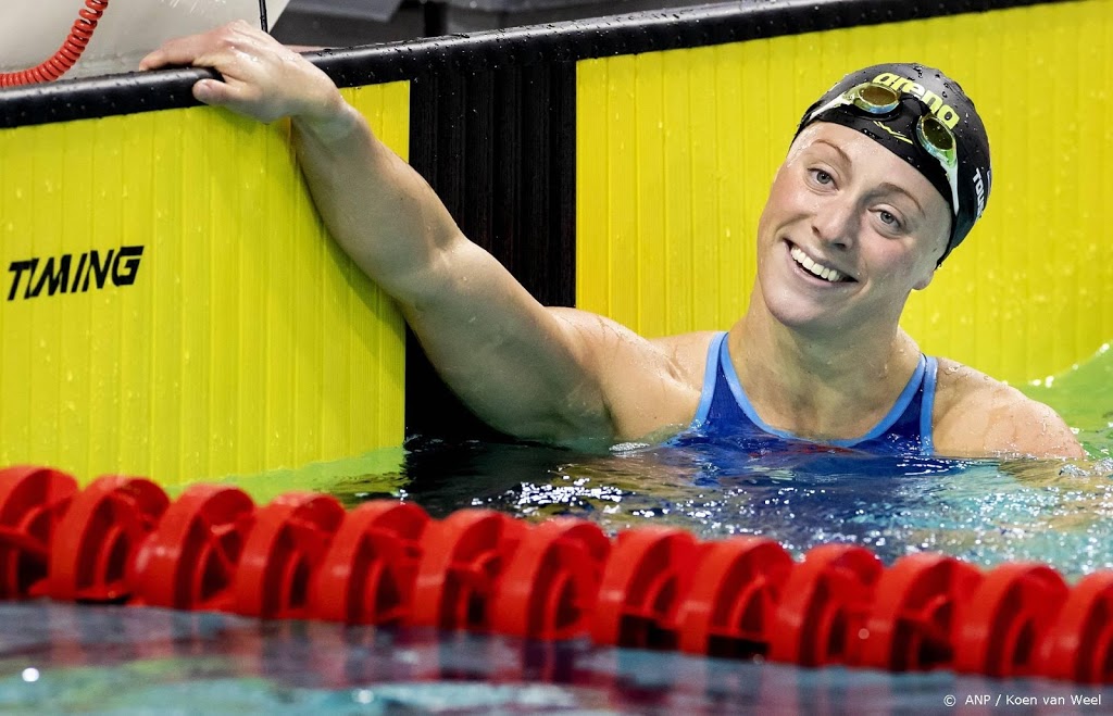 Zwemster Toussaint scherpt Nederlands record op 100 m rugslag aan