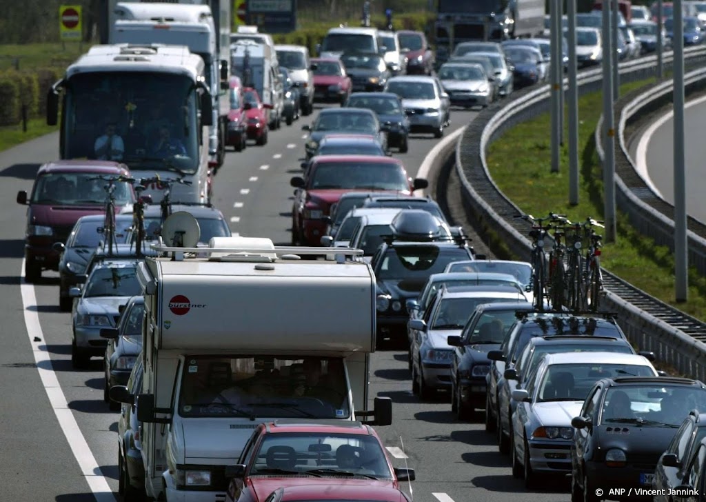 ANWB verwacht rond Pasen veel drukte op de weg