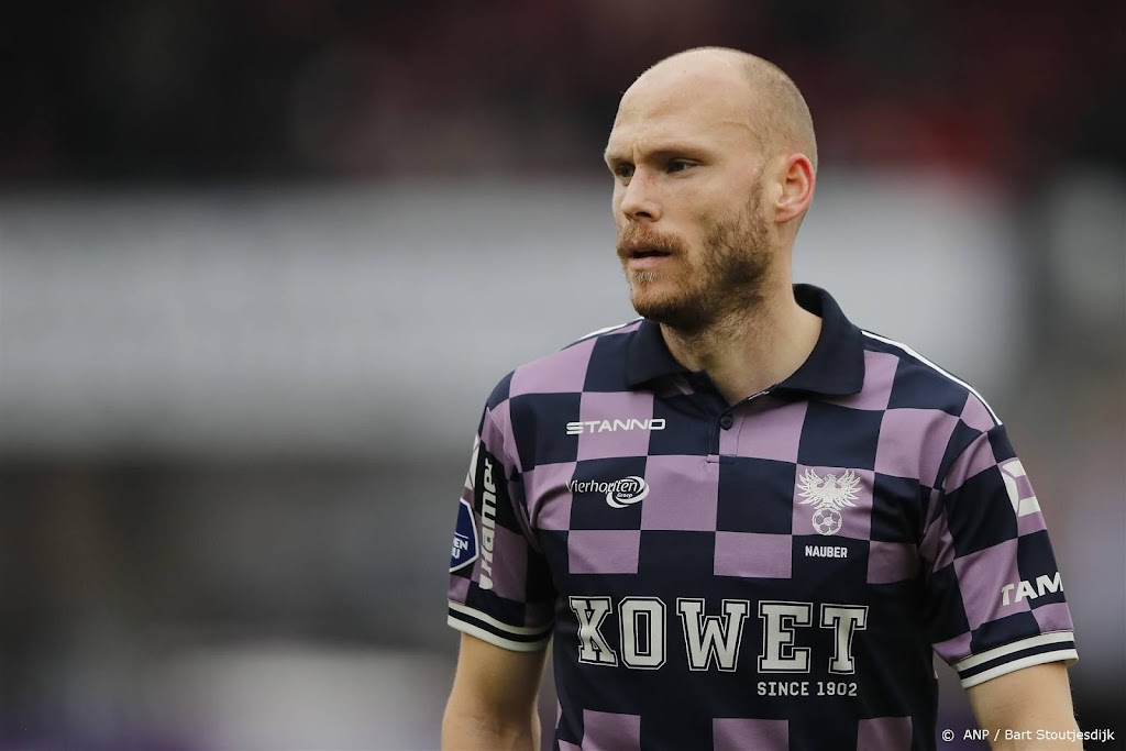 Go Ahead Eagles maakt seizoen af zonder verdediger Nauber