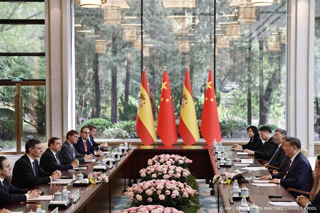 Spaanse premier bezoekt president China voor handelsgesprekken 