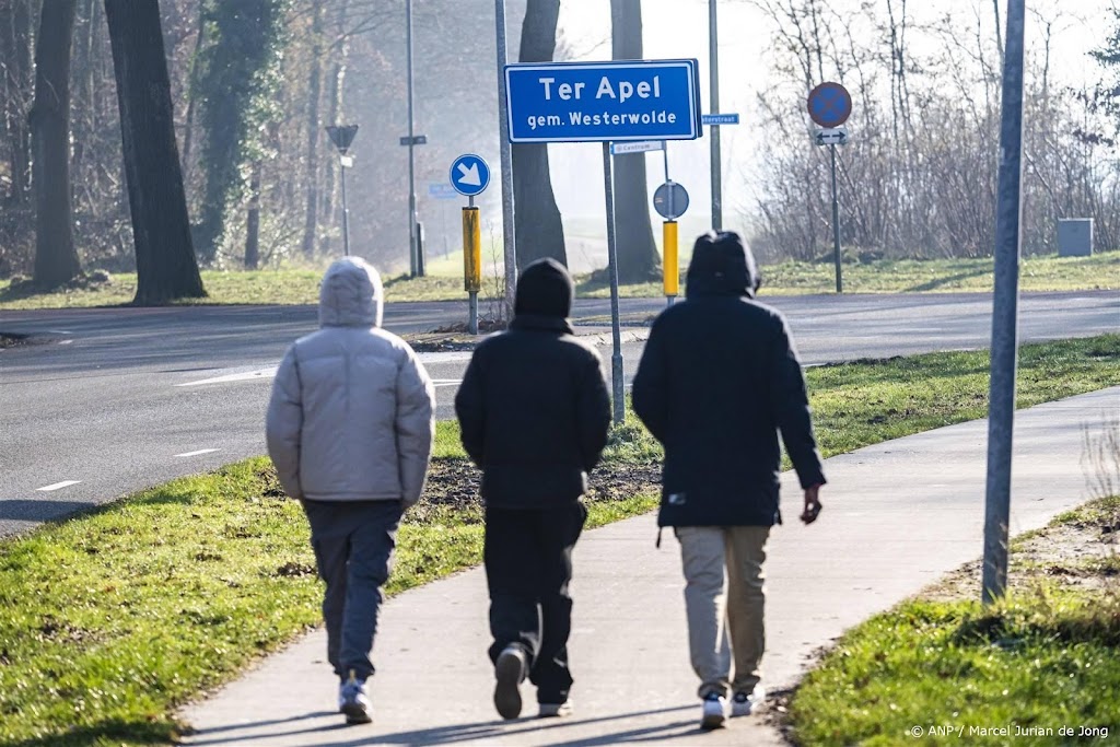'Wachtkamer' voor asielzoekers Ter Apel verhuist naar Wolvega