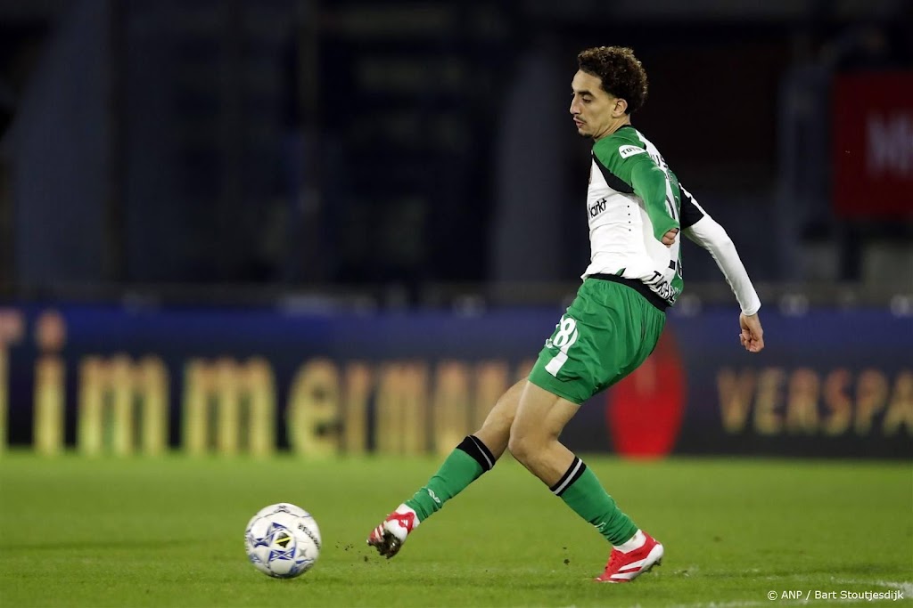 Feyenoord mist Targhalline en Beelen tegen Fortuna, Hwang terug