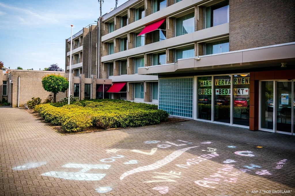 Bezoekersproef verpleeghuizen stukje bij beetje op gang
