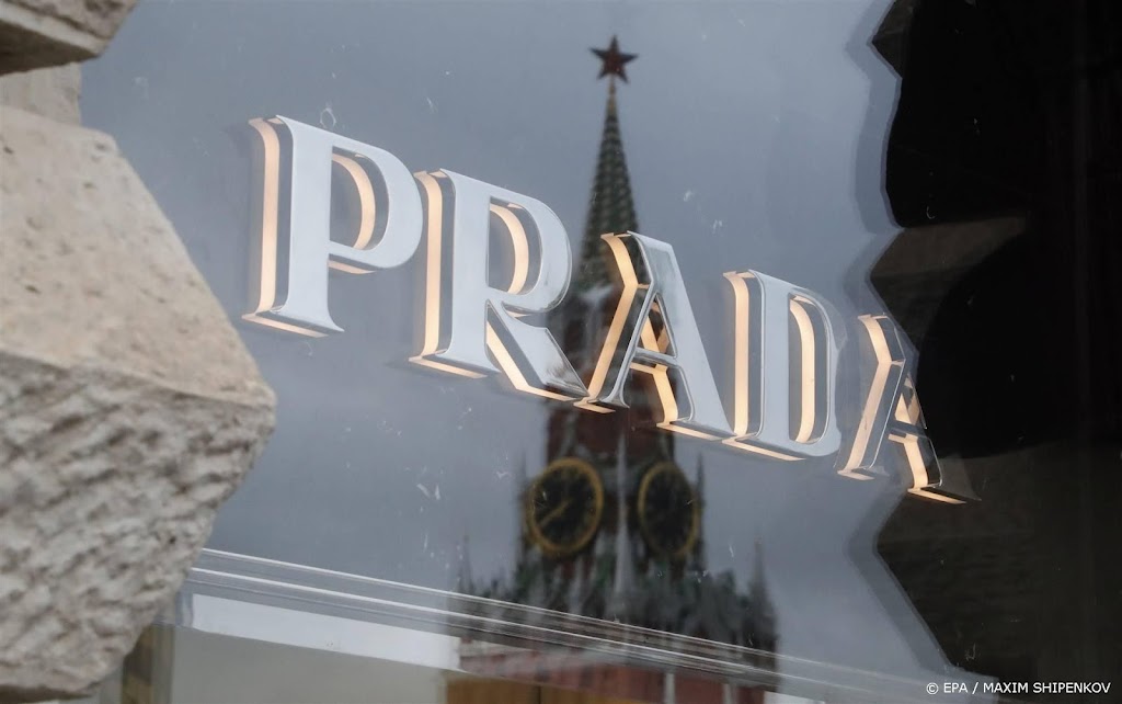 Prada groeit hard door vraag naar loafers en Miu Miu-tassen