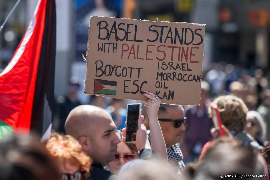 Anti-Israëlactivisten bij ESF-openingsceremonie: schaam je