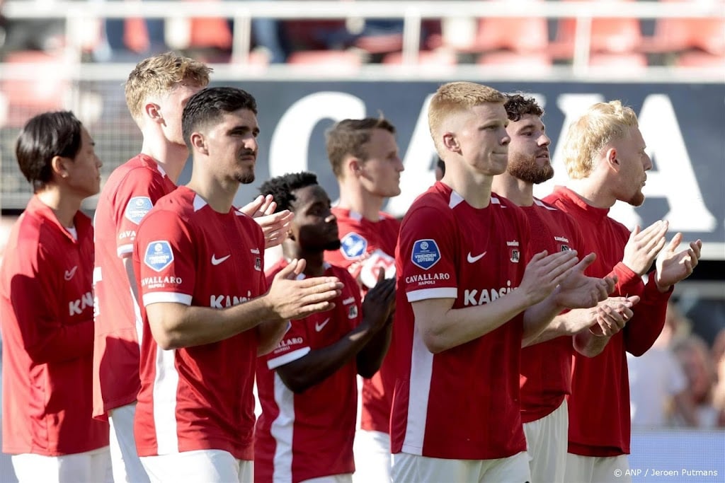 AZ klopt FC Groningen dat kansen op play-offs ziet slinken