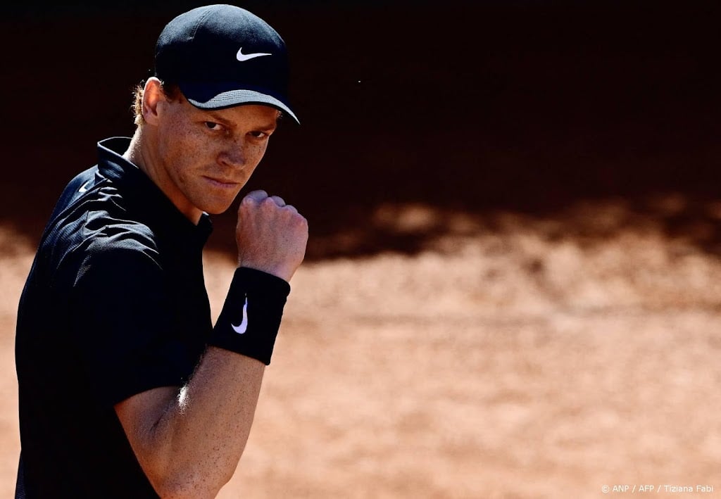 Tennisser Sinner probleemloos naar vierde ronde in Rome