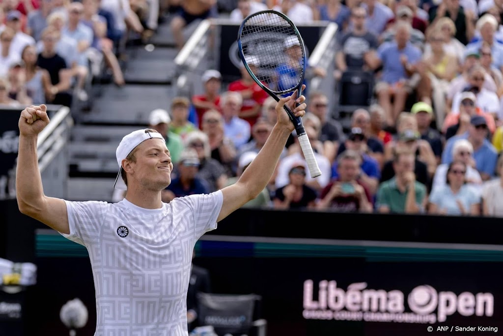 Tennisser Van Rijthoven vol ongeloof na finaleplaats in Rosmalen