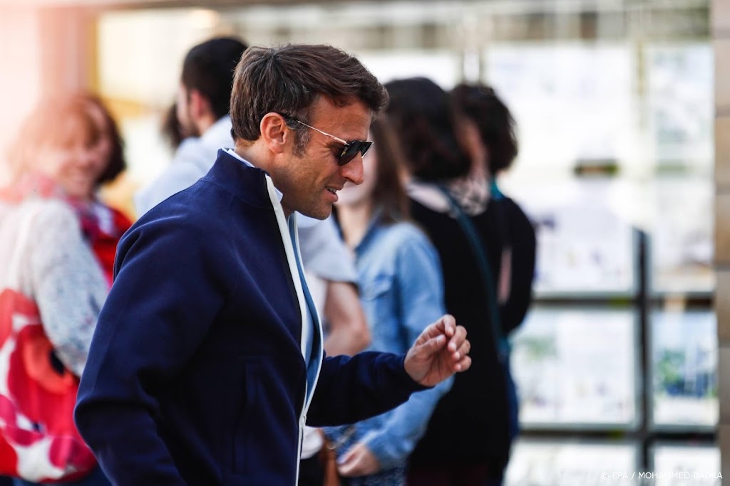 Franse politie: sorry voor intimideren vrouw die sprak met Macron