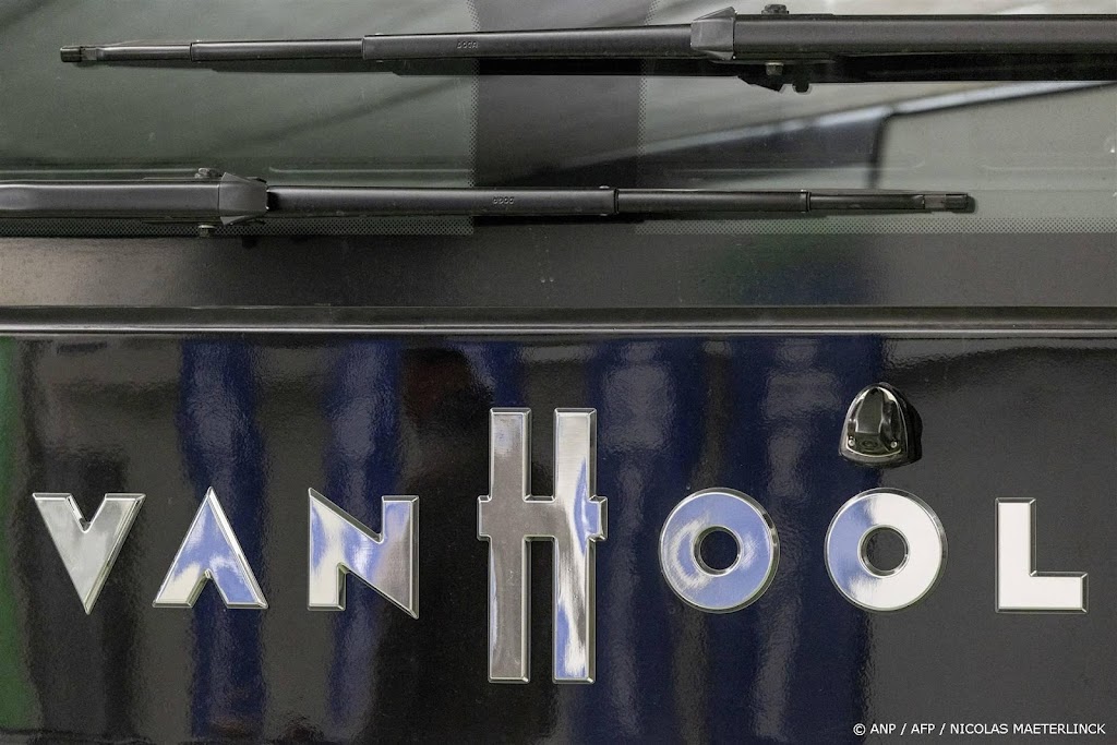 VDL zegt 1600 banen te redden bij overname busproducent Van Hool